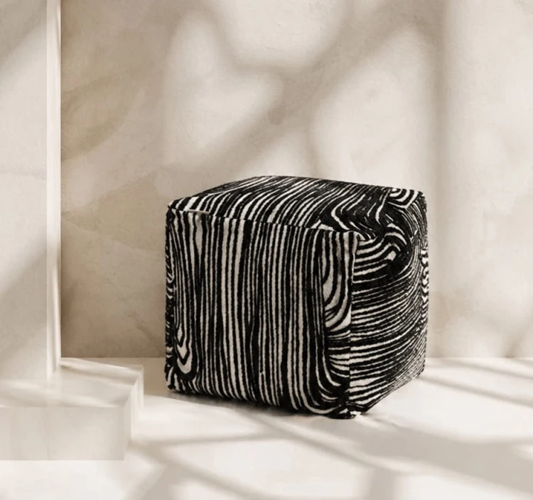 pufa-zebra-boucle.jpg