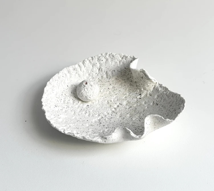 piaskowa-podstawka-na kadzidła-wabi-sabi.jpg