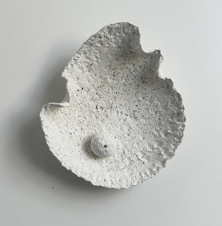 piaskowa-podstawka-na kadzidła-wabi-sabi.jpg