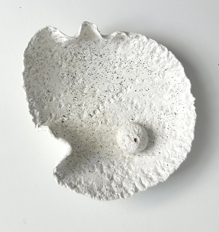 piaskowa-podstawka-na kadzidła-wabi-sabi.jpg