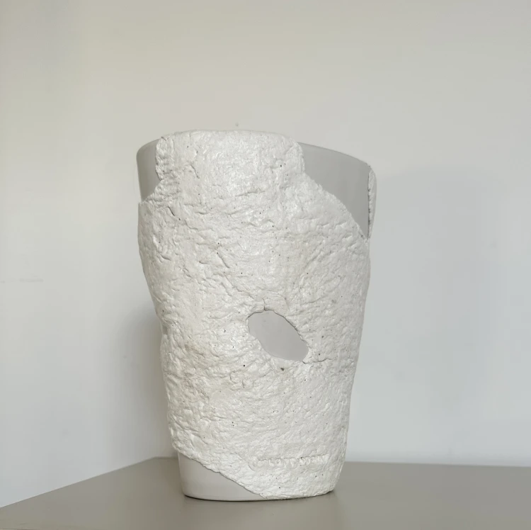 wazon-rzeźbiarski-kamień-wabi-sabi.jpg