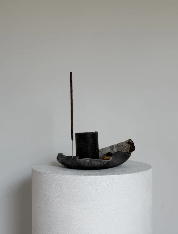 podstawka-na-kadzidła-i-biżuterie-wabi-sabi.jpg
