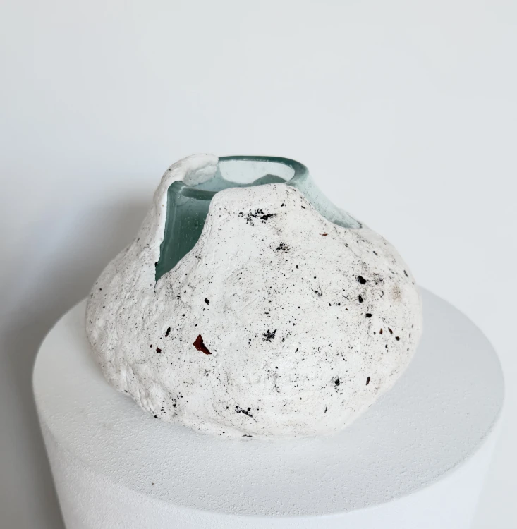 rzeźbiarski-wazon-wabi-sabi.jpg