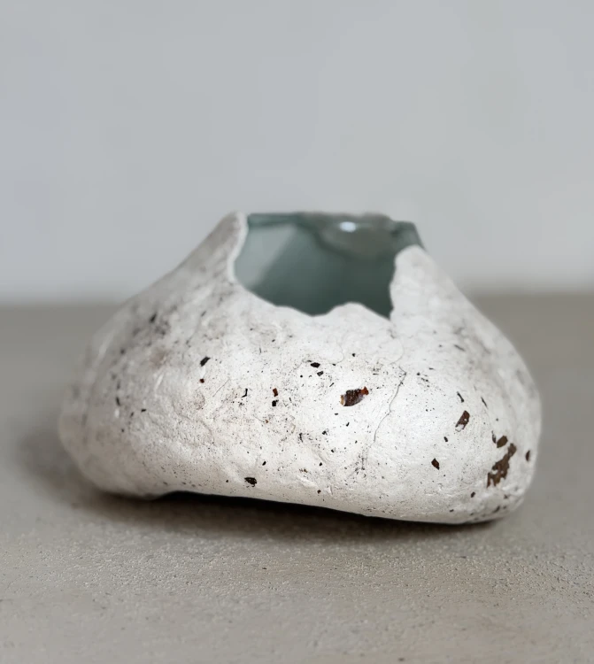 rzeźbiarski-wazon-wabi-sabi.jpg
