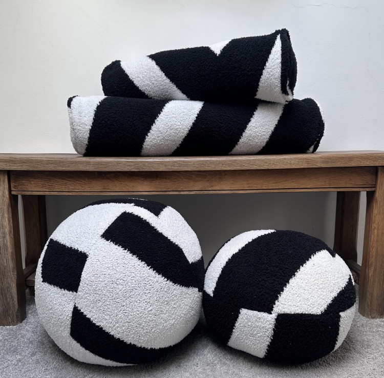 poduszka-kula-boucle.jpg