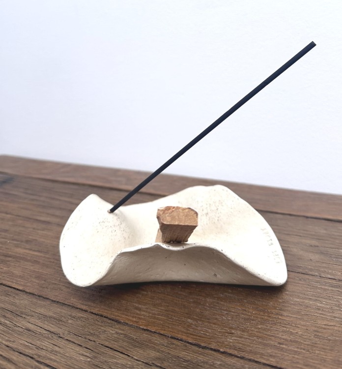 podstawka-na -palo-santo.jpg